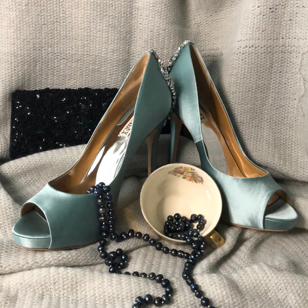 Badgley Mischka Kiara Peep Toe Heels